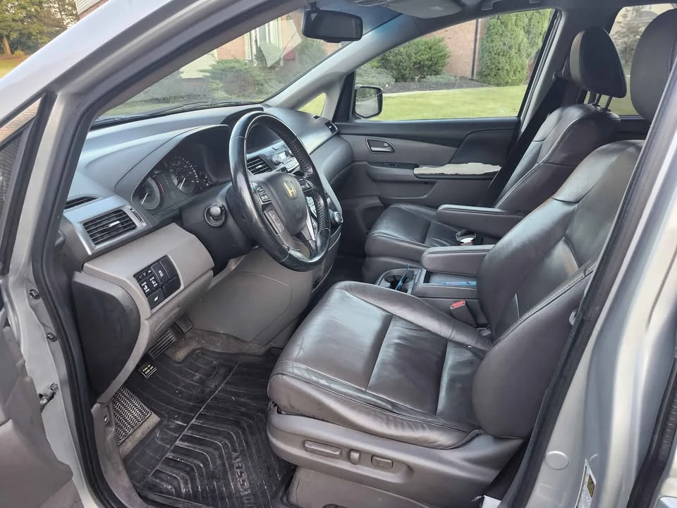 2012 Honda Odyssey - Image 5 of 8