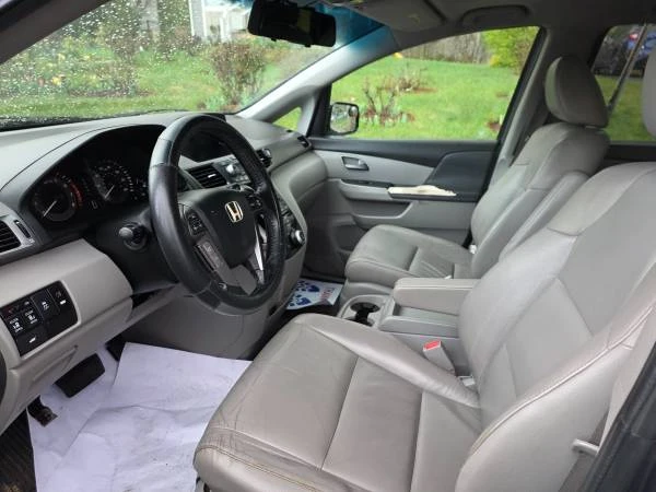 2012 Honda Odyssey - Image 7 of 13
