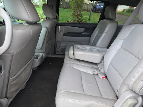 2012 Honda Odyssey - Image 12 of 13