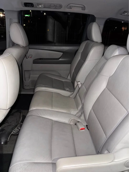 2012 Honda Odyssey - Image 10 of 15