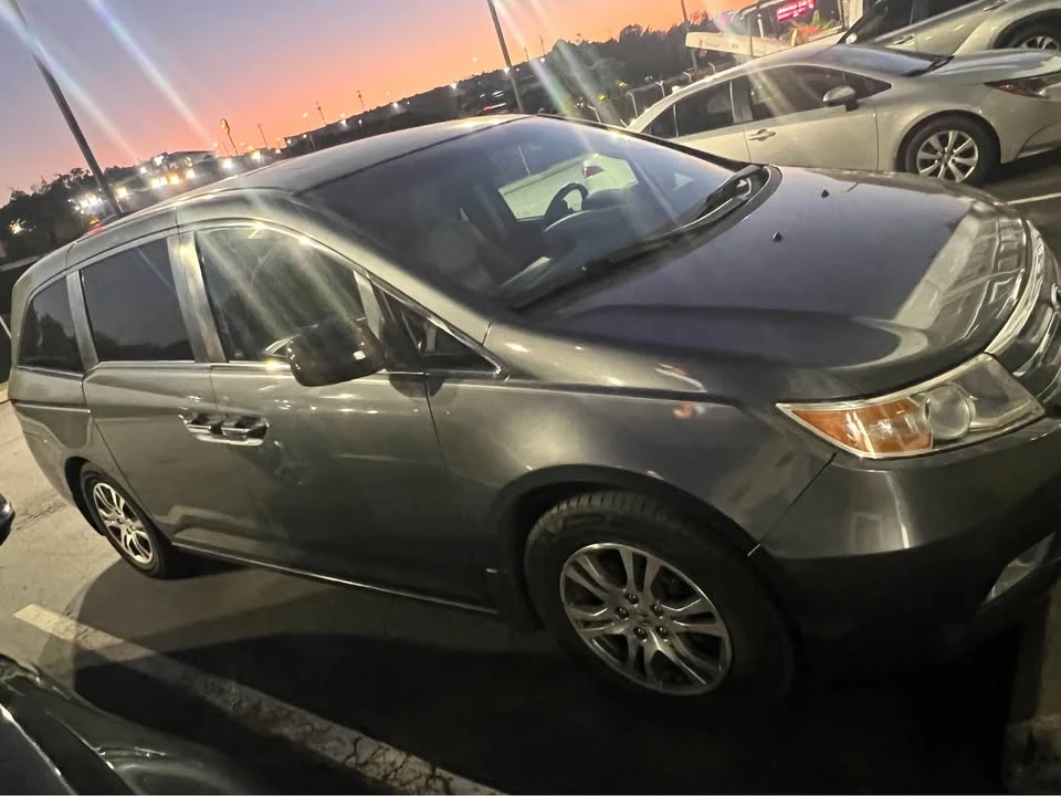 2012 Honda Odyssey - Image 3 of 8
