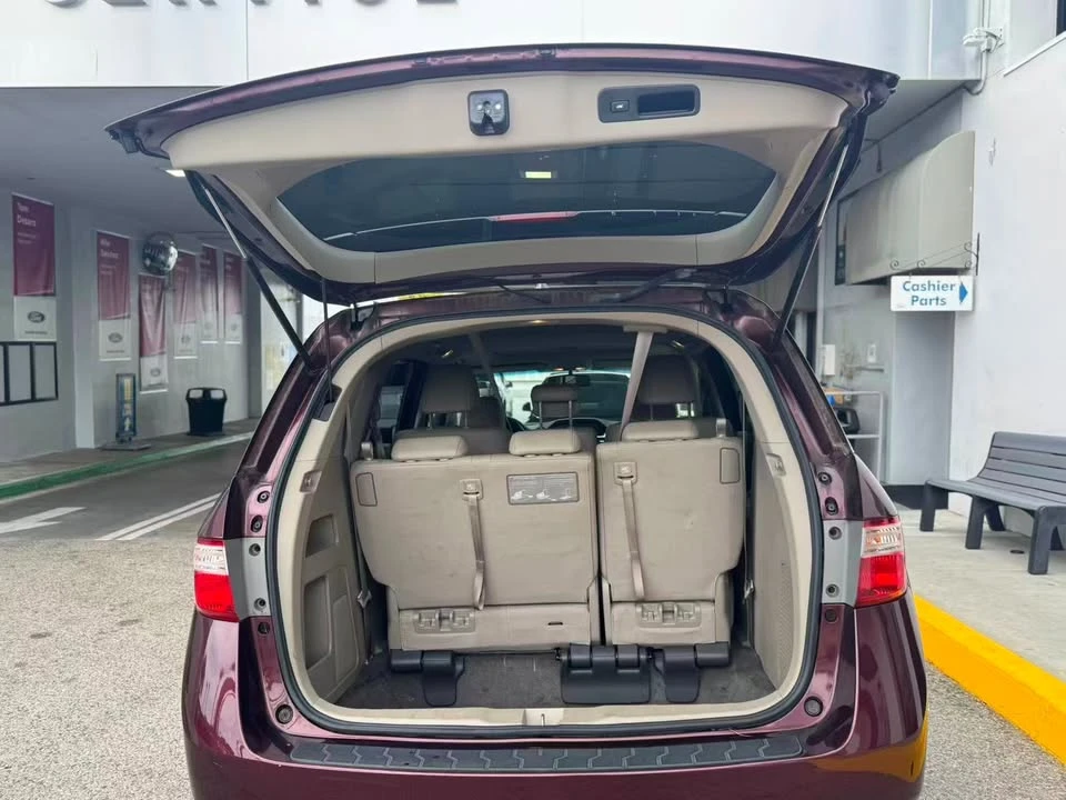 2012 Honda Odyssey - Image 4 of 6