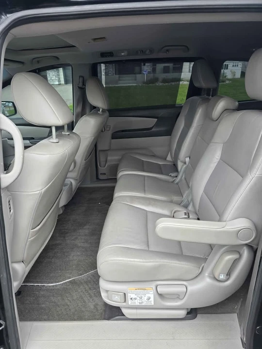 2012 Honda Odyssey - Image 9 of 18
