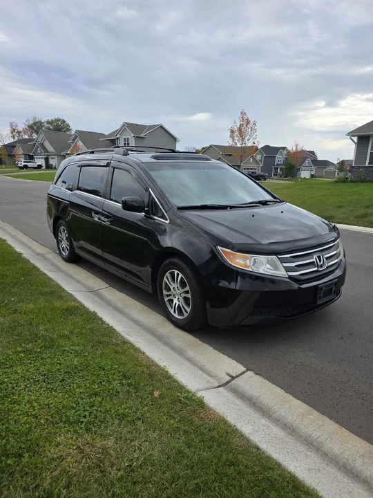 2012 Honda Odyssey - Image 3 of 18