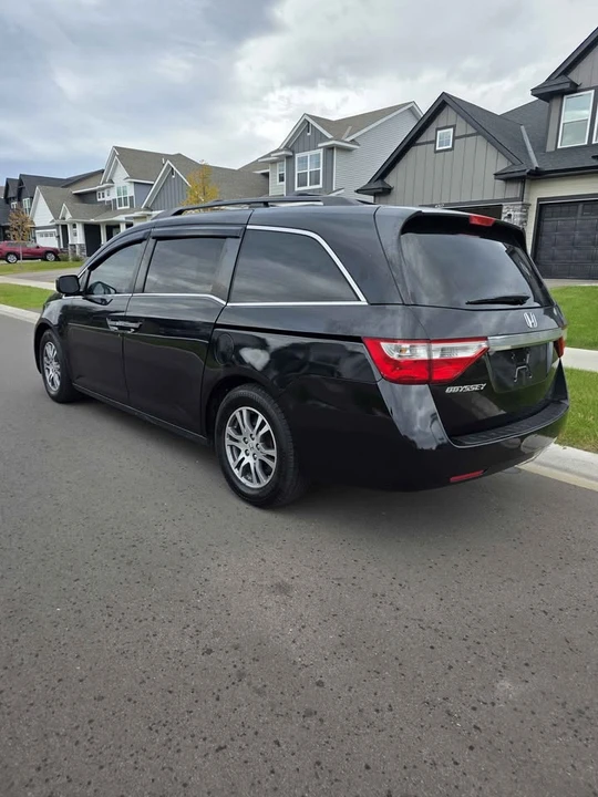 2012 Honda Odyssey - Image 5 of 18