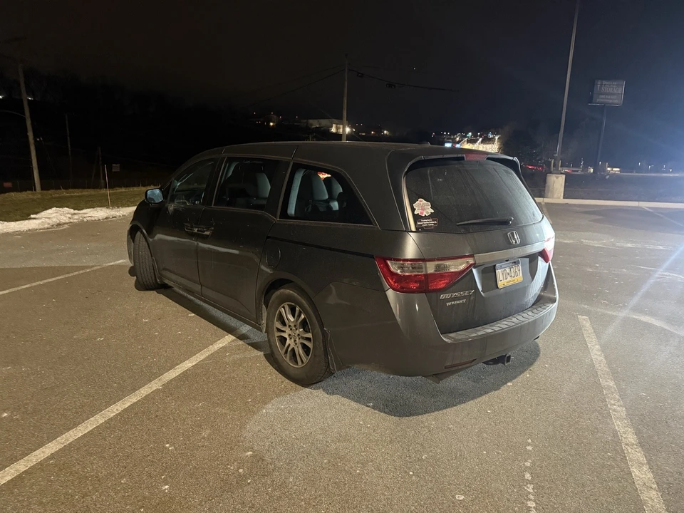 2012 Honda Odyssey - Image 4 of 11