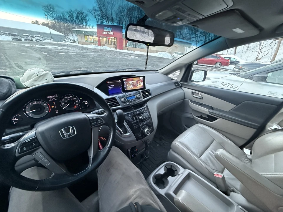 2012 Honda Odyssey - Image 11 of 11