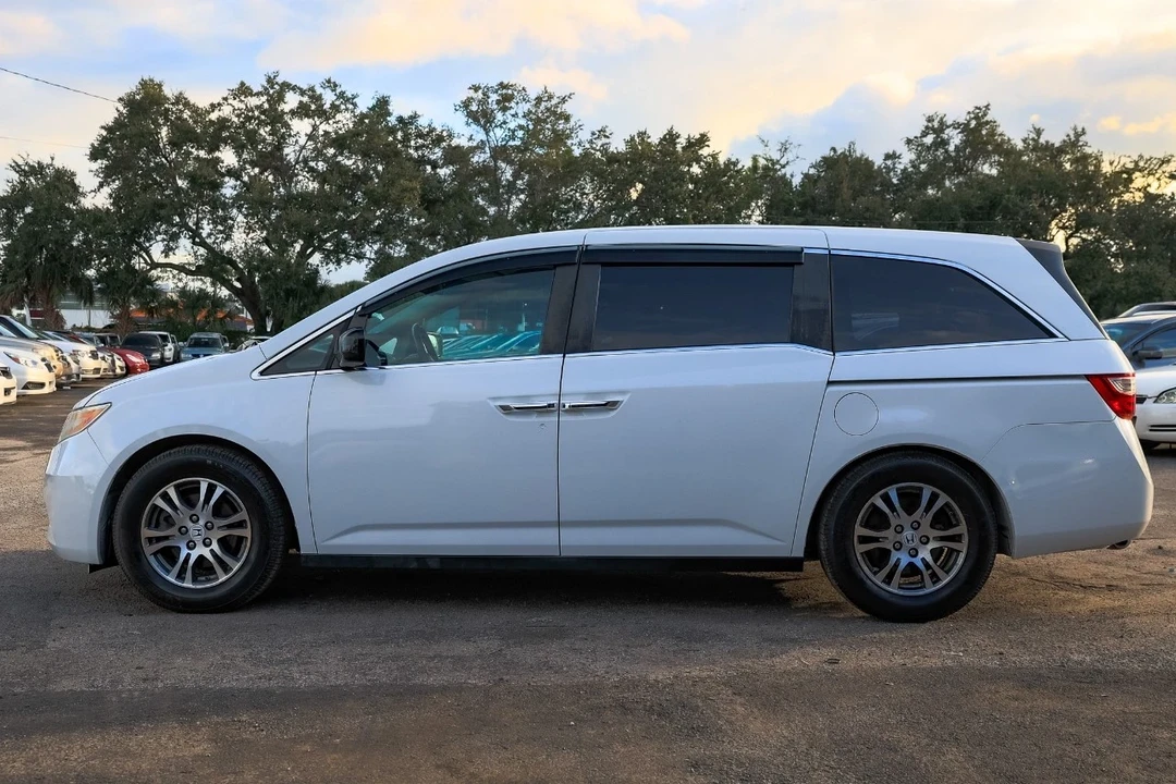 2012 Honda Odyssey - Image 3 of 12
