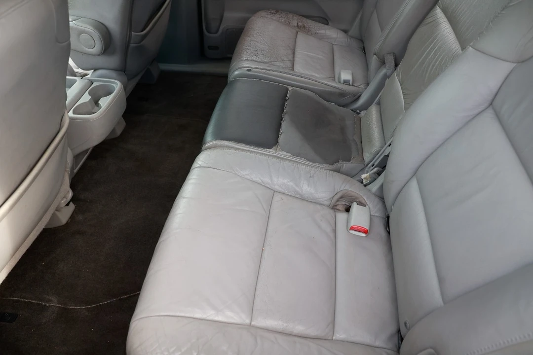 2012 Honda Odyssey - Image 10 of 12