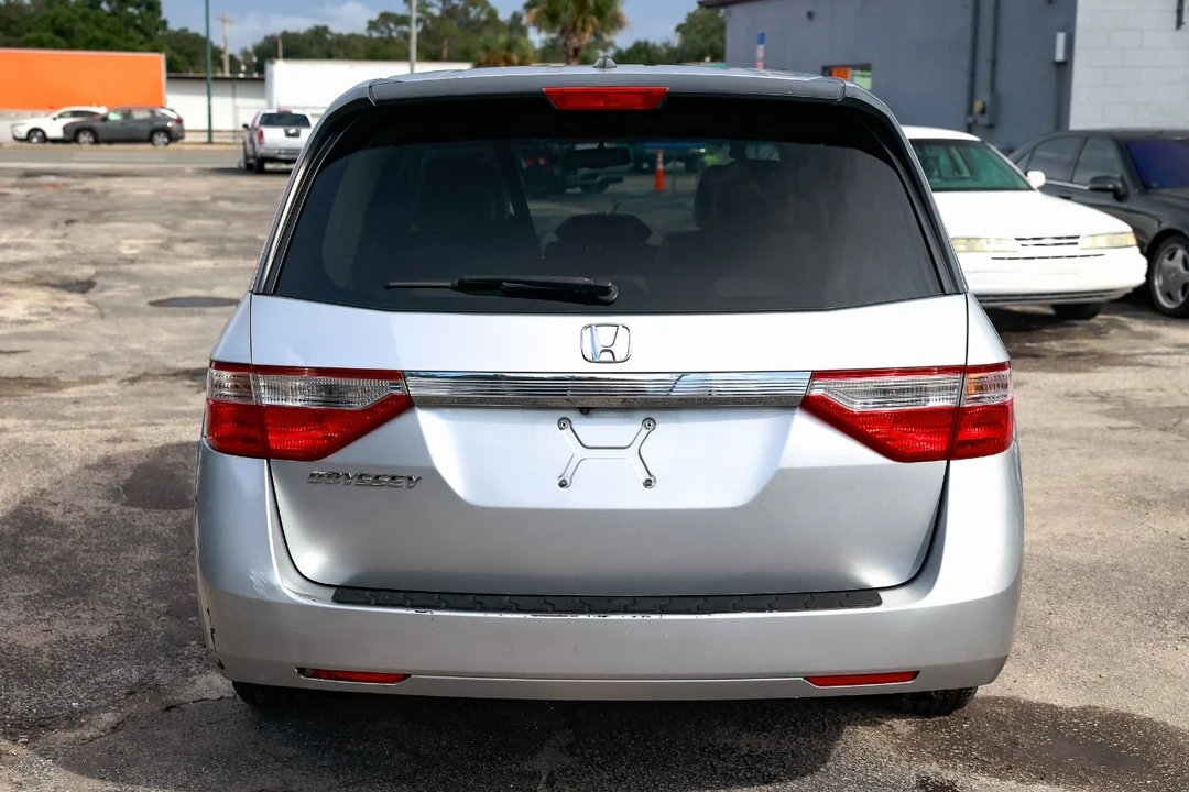 2012 Honda Odyssey - Image 9 of 12