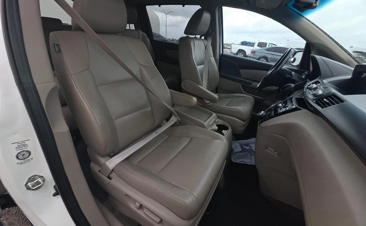 2012 Honda Odyssey - Image 8 of 16