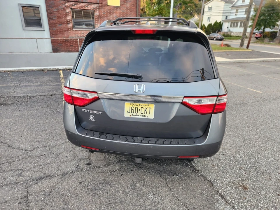2012 Honda Odyssey - Image 5 of 21
