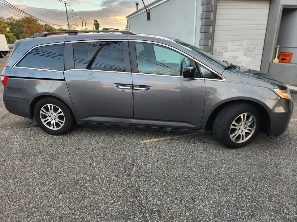 2012 Honda Odyssey - Image 4 of 21
