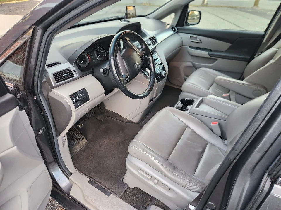 2012 Honda Odyssey - Image 8 of 21