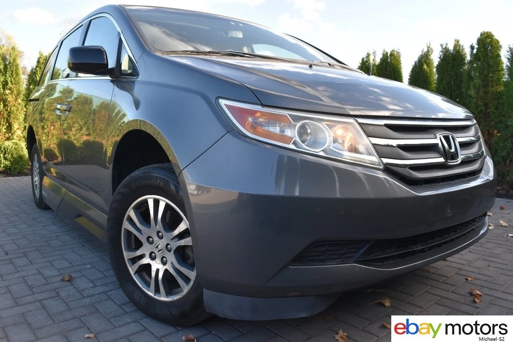 2012 Honda Odyssey - Image 2 of 21