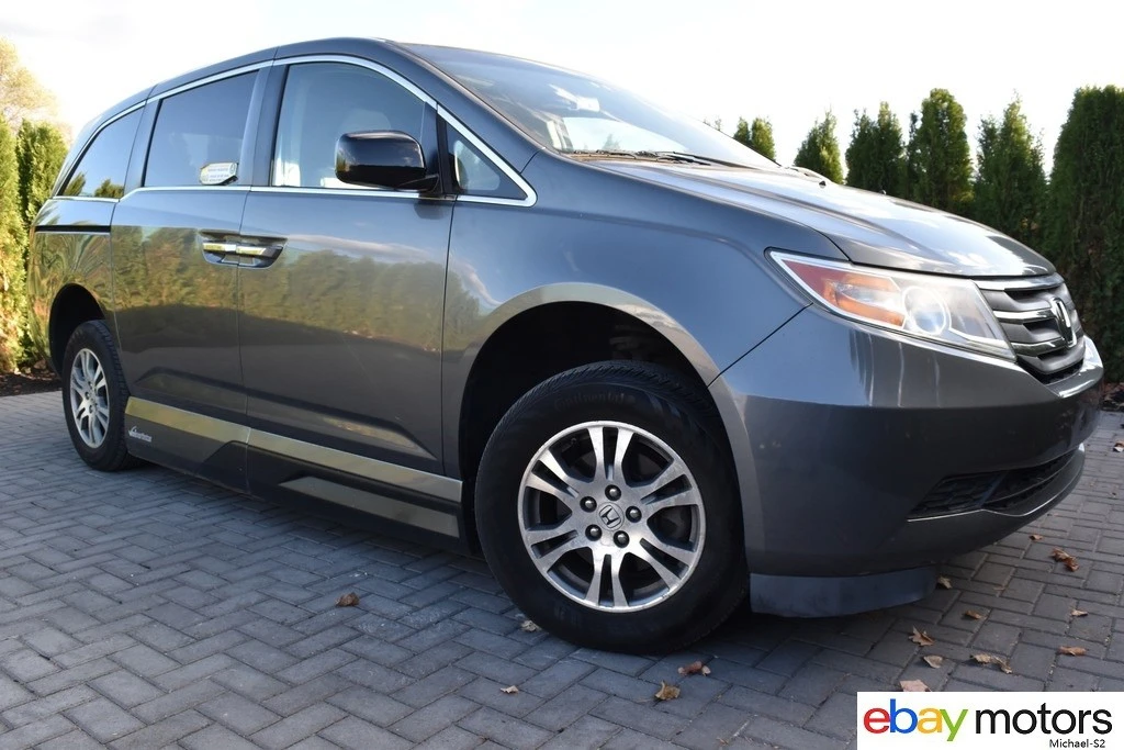 2012 Honda Odyssey - Image 3 of 21