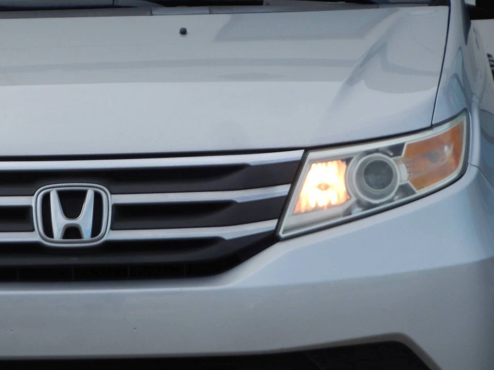 2012 Honda Odyssey - Image 8 of 12