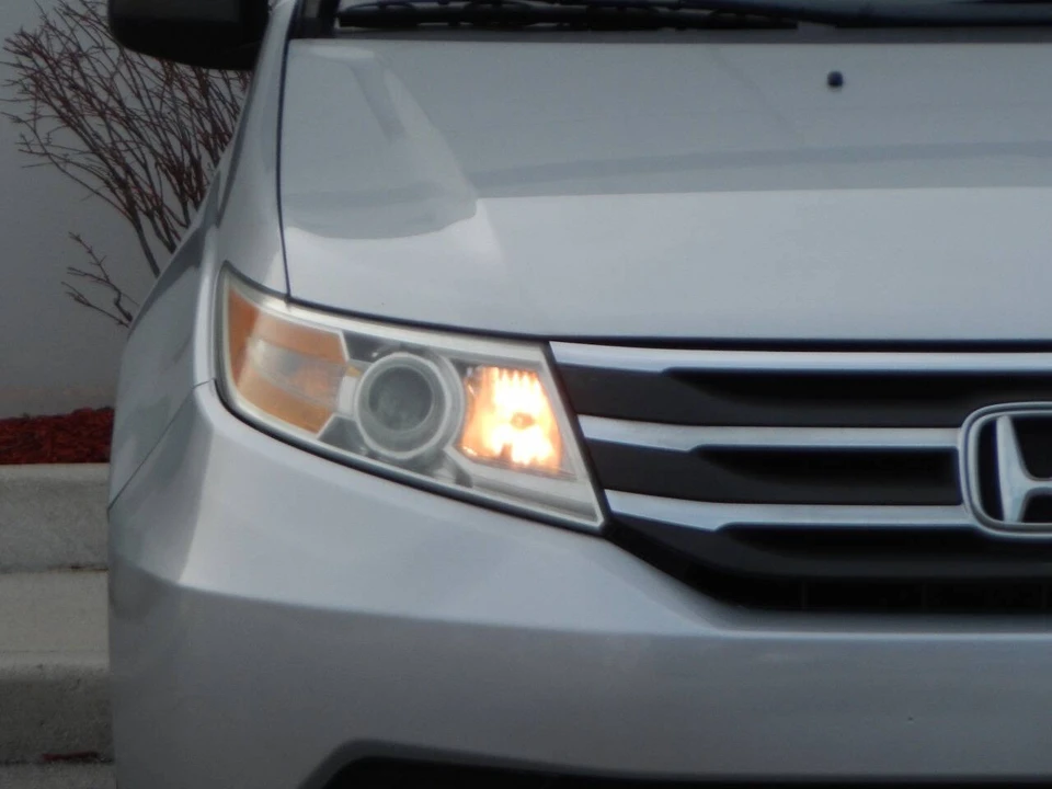 2012 Honda Odyssey - Image 9 of 12