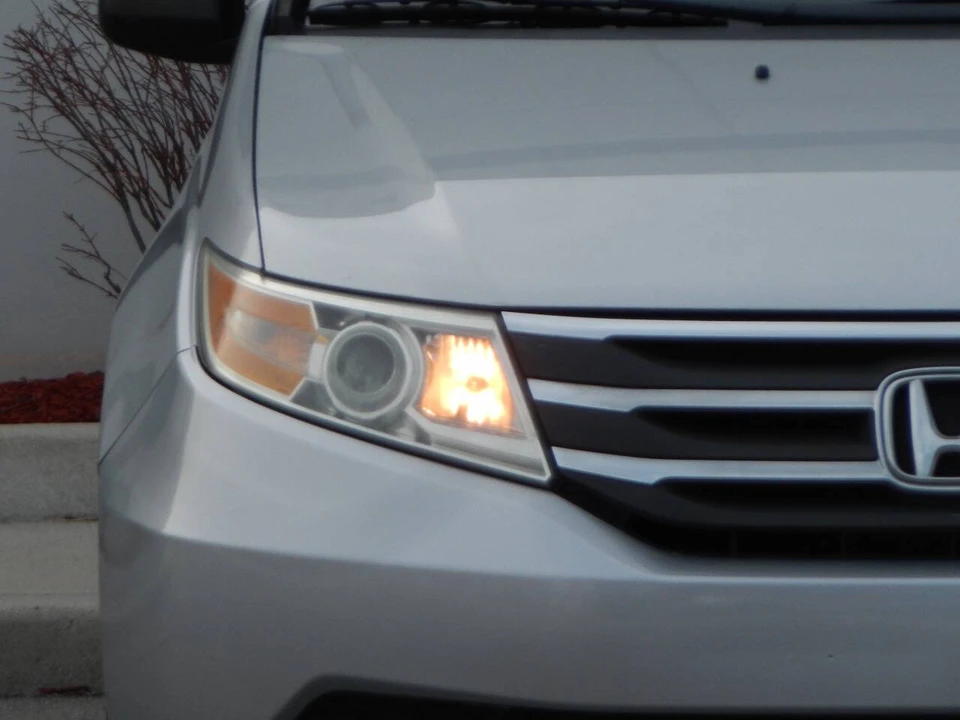 2012 Honda Odyssey - Image 9 of 12