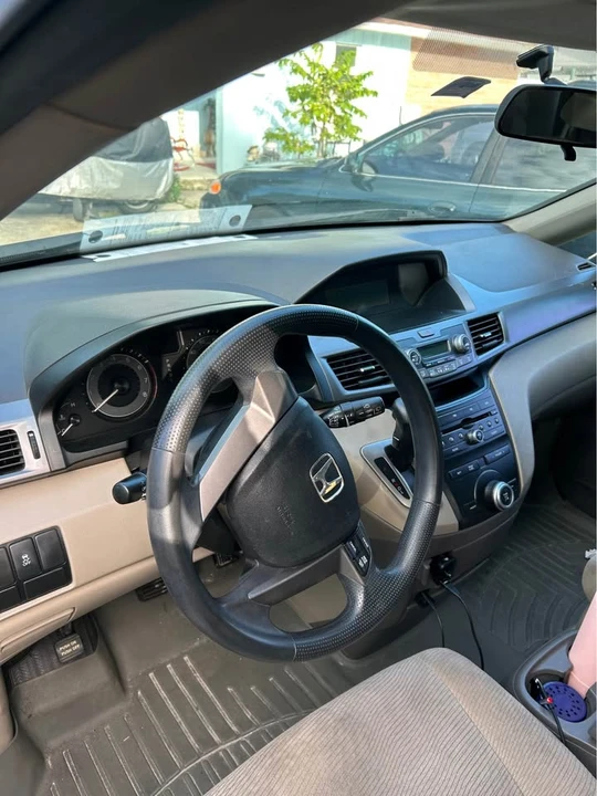 2012 Honda Odyssey - Image 6 of 7