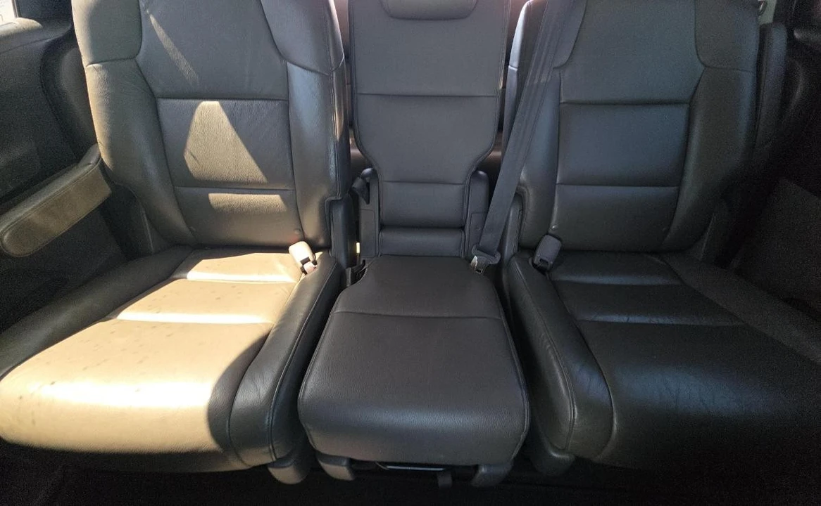 2012 Honda Odyssey - Image 11 of 14