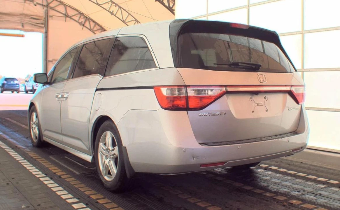 2012 Honda Odyssey - Image 6 of 14