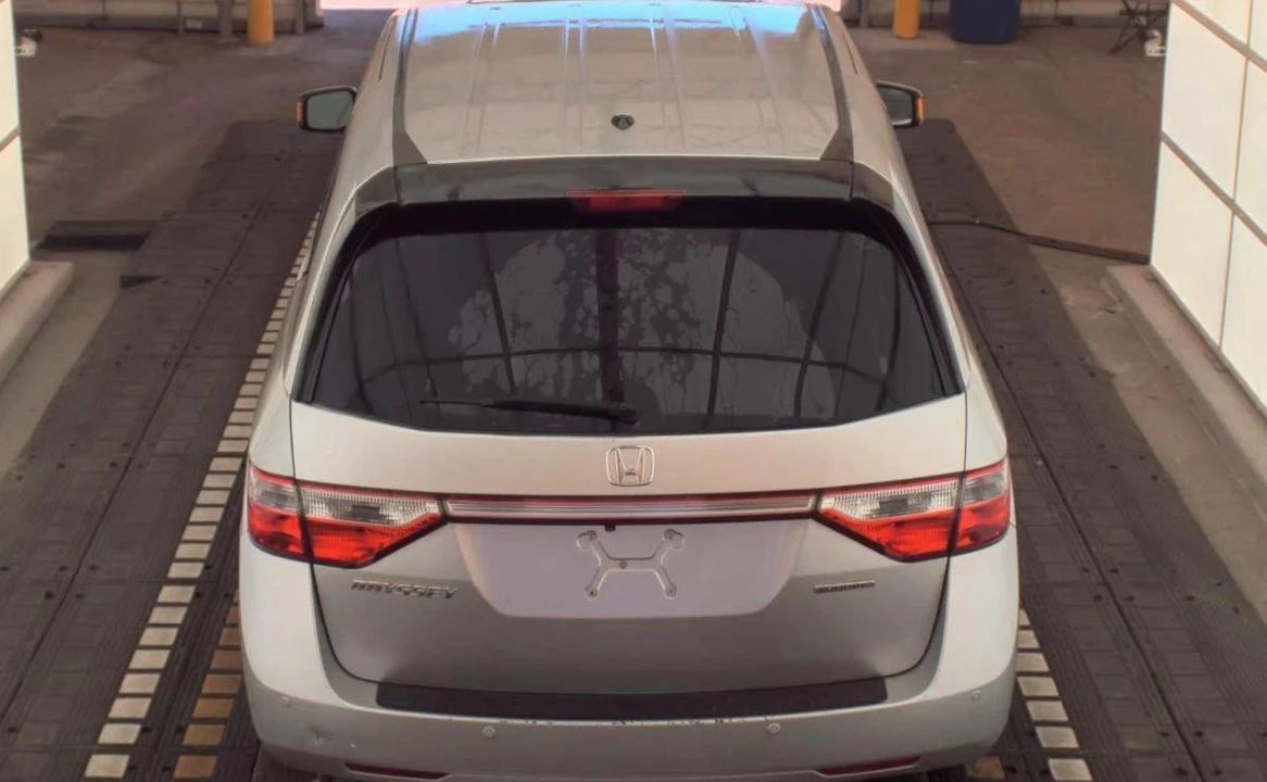 2012 Honda Odyssey - Image 5 of 14