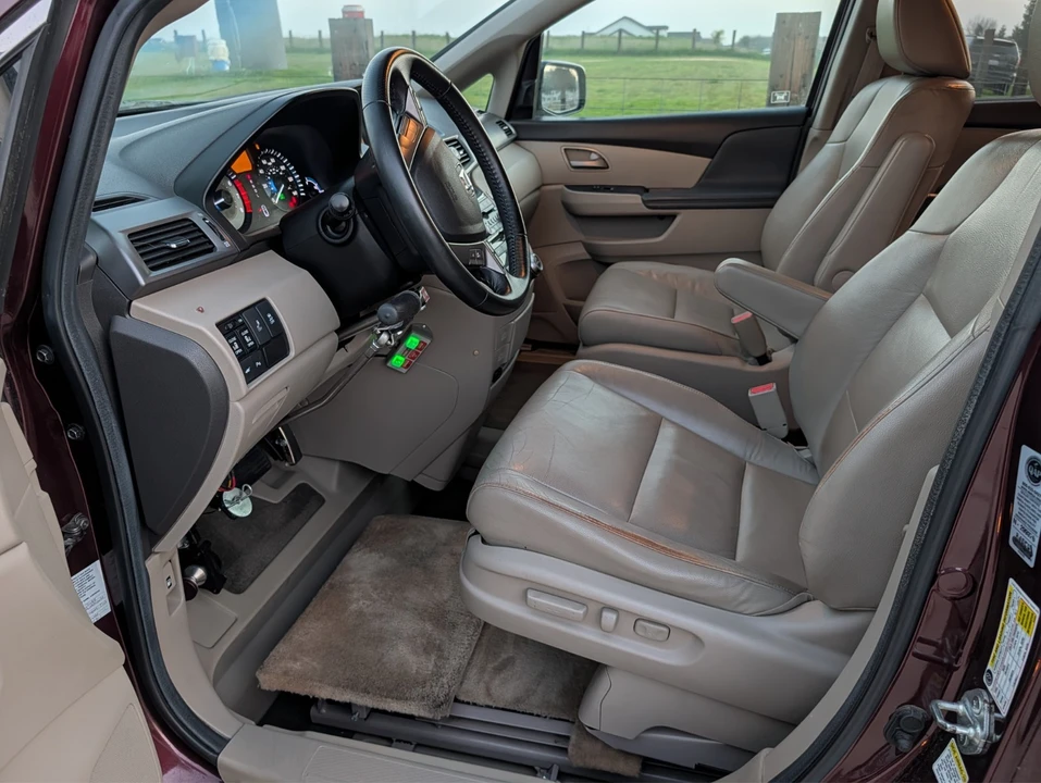 2012 Honda Odyssey - Image 5 of 13