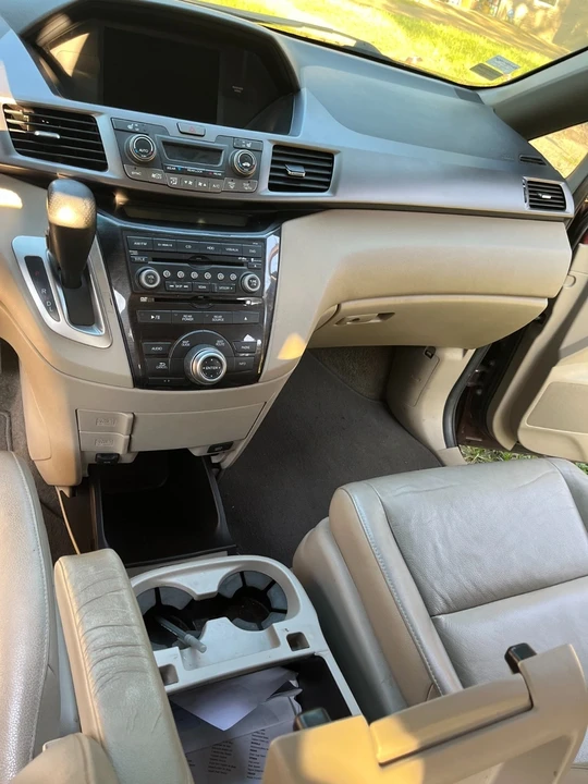 2012 Honda Odyssey - Image 7 of 21