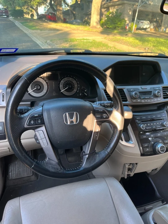 2012 Honda Odyssey - Image 3 of 21