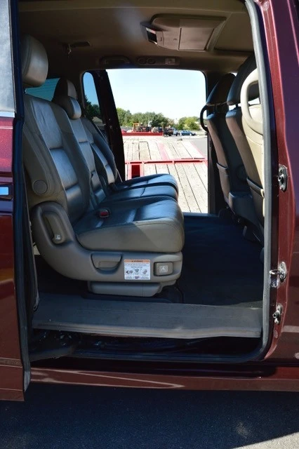 2012 Honda Odyssey - Image 2 of 21