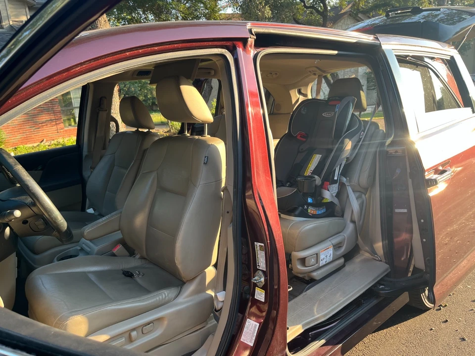2012 Honda Odyssey - Image 20 of 21