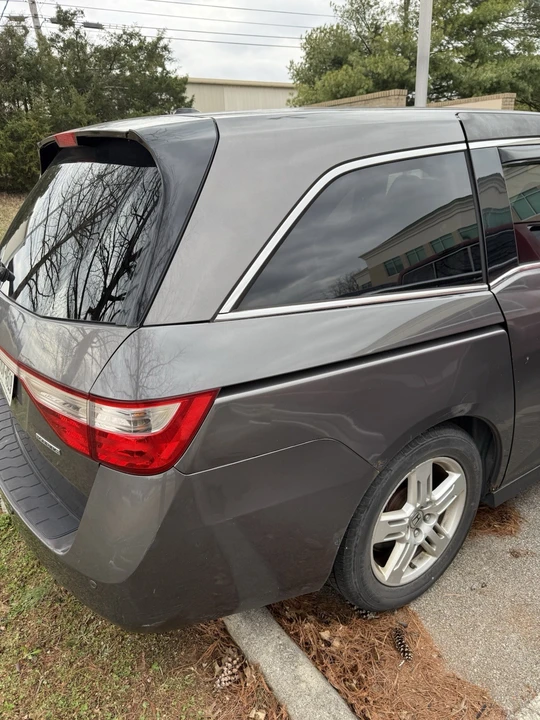 2012 Honda Odyssey - Image 8 of 18