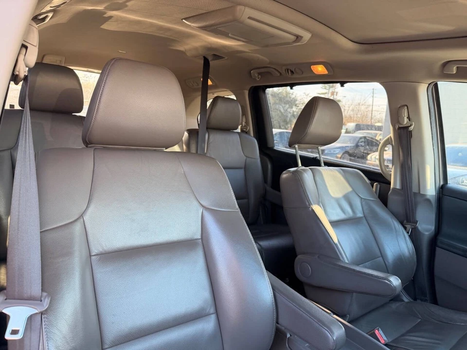 2012 Honda Odyssey - Image 18 of 20