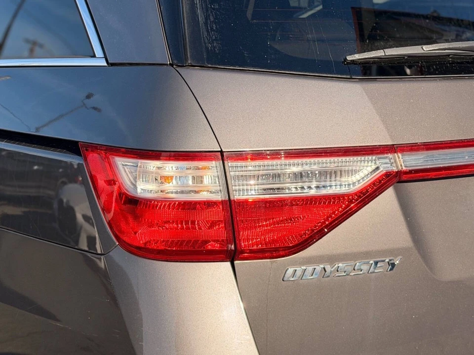 2012 Honda Odyssey - Image 10 of 20