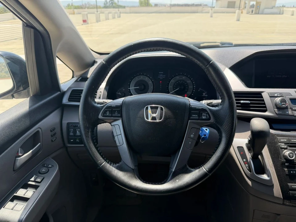 2012 Honda Odyssey - Image 20 of 21