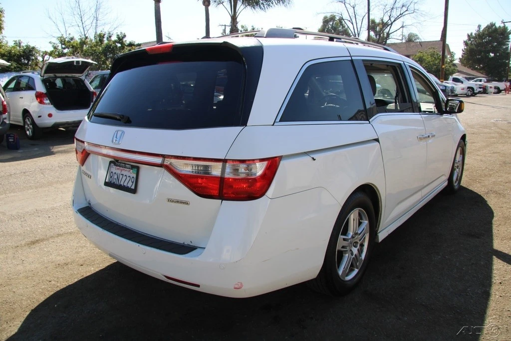 2012 Honda Odyssey - Image 9 of 21