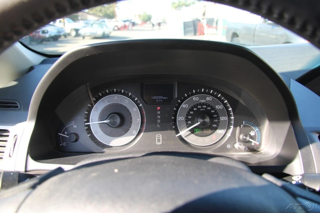 2012 Honda Odyssey - Image 14 of 21