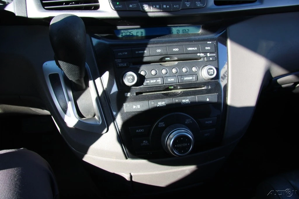 2012 Honda Odyssey - Image 17 of 21