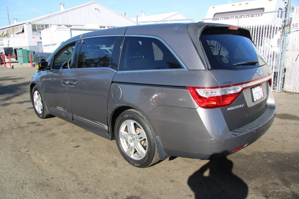 2012 Honda Odyssey - Image 3 of 21