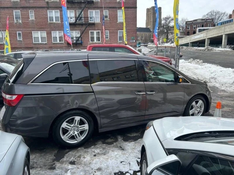2012 Honda Odyssey - Image 9 of 12