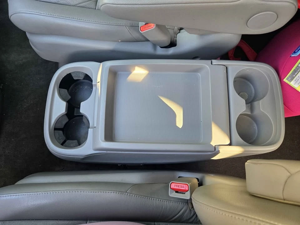 2012 Honda Odyssey - Image 11 of 20