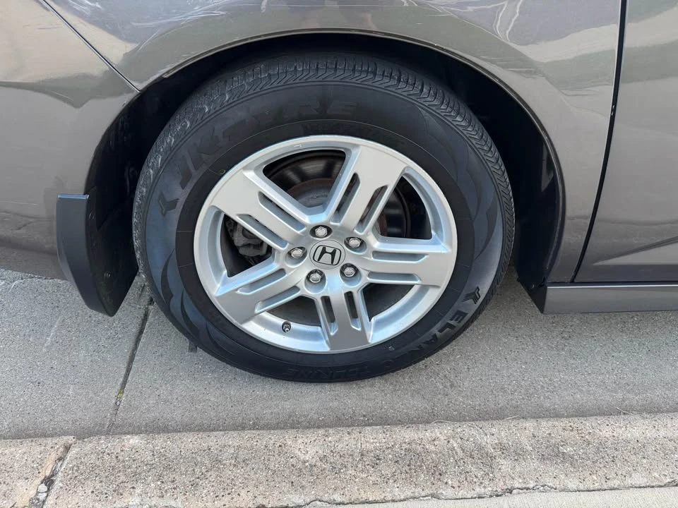 2012 Honda Odyssey - Image 10 of 11