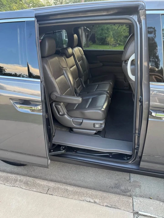 2012 Honda Odyssey - Image 7 of 11
