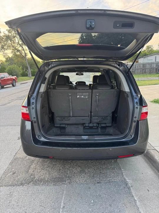 2012 Honda Odyssey - Image 9 of 11