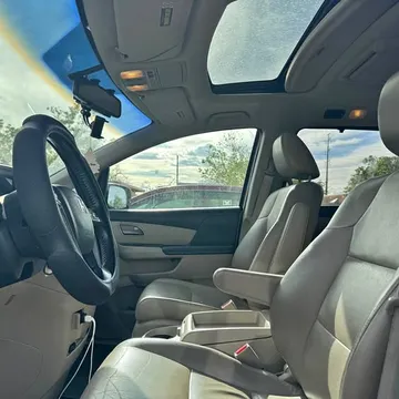 2012 Honda Odyssey Touring Minivan 4D