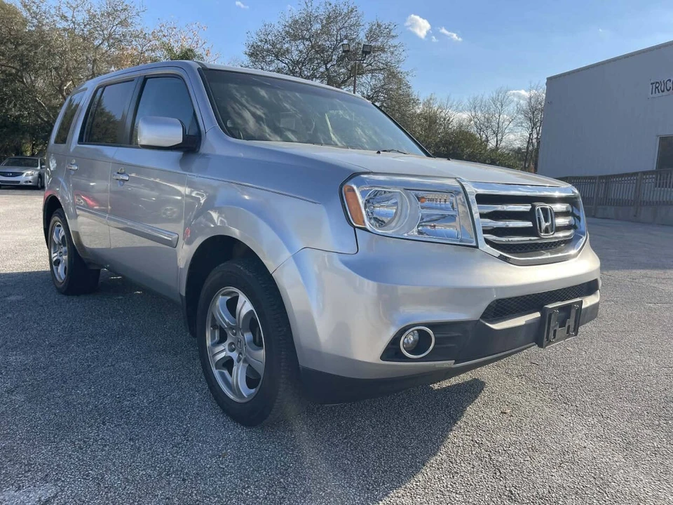 2012 Honda Pilot 2nd Gen - Image 2 of 21
