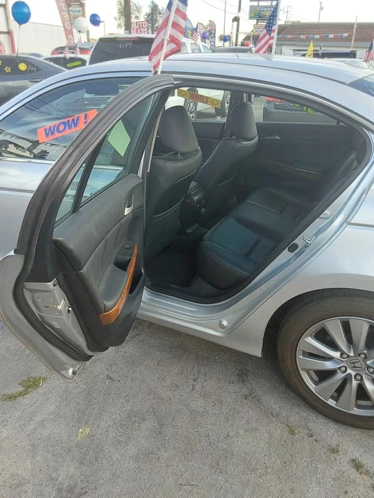 2012 Honda Accord 8th Gen - Image 7 of 9