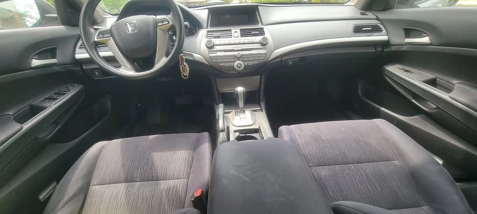 2012 Honda Accord 8th Gen - Image 8 of 10