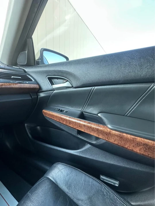 2012 Honda Accord 8th Gen - Image 11 of 17